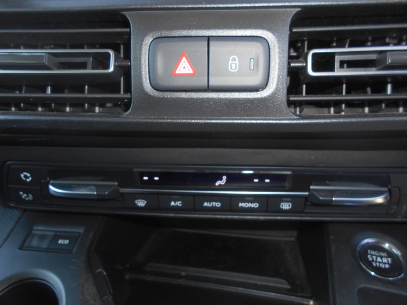 Used Vauxhall Combo Life 2020 for sale - 78145663: Photo 41