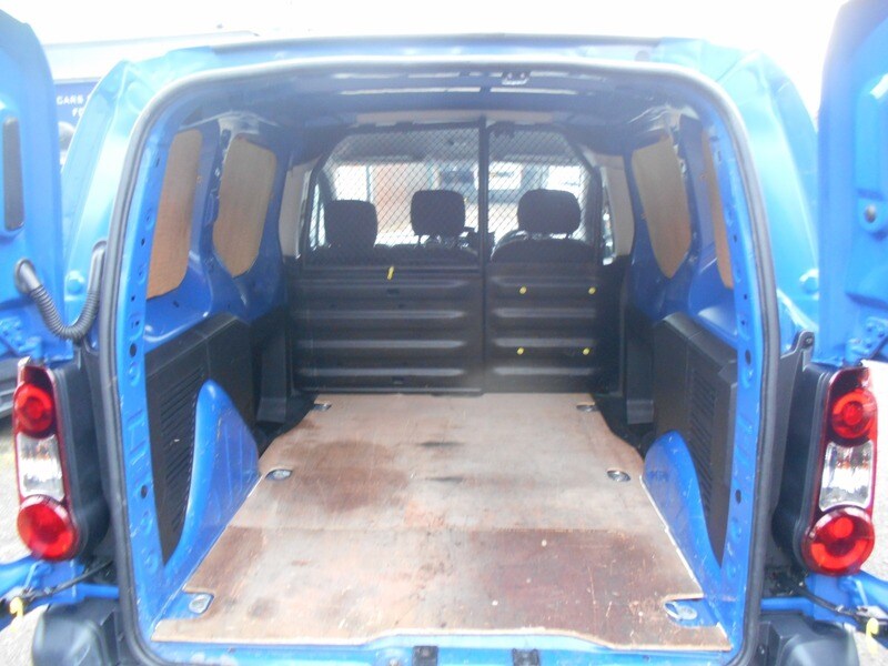 Used Peugeot Partner 2017 for sale - 76029825: Photo 13