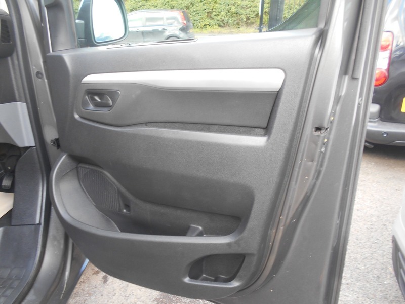 Used Vauxhall Vivaro 2020 for sale - 78083752: Photo 24