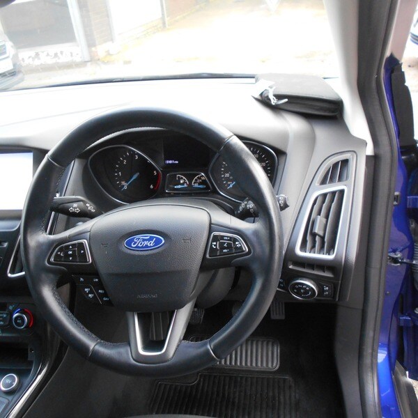 Used Ford Focus 2015 for sale - 76040068: Photo 13