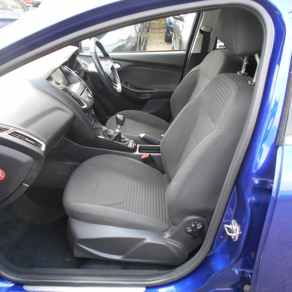 Used Ford Focus 2015 for sale - 76040068: Photo 19