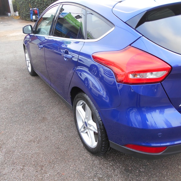 Used Ford Focus 2015 for sale - 76040068: Photo 7