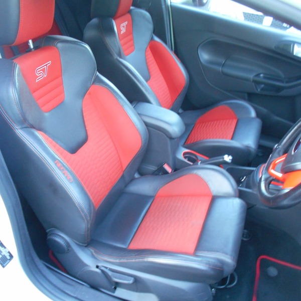 Used Ford Fiesta 2013 for sale - 76029983: Photo 17