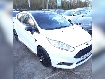 Used Ford Fiesta 2013 for sale - 76029983: Photo