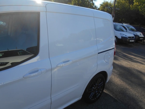 Used Ford Transit Courier 2021 for sale - 76029973: Photo 11