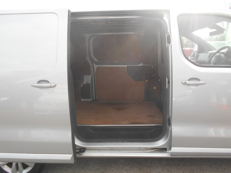 Used Peugeot Expert 2018 for sale - 78069665: Photo 9