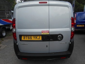 Used Vauxhall Combo 2017 for sale - 78975816: Photo