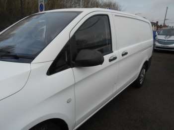 Used Mercedes-Benz Vito 2017 for sale - 69902341: Photo