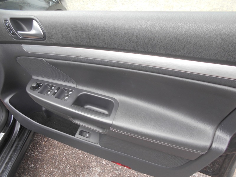 Used Volkswagen Golf 2008 for sale - 76962945: Photo 15