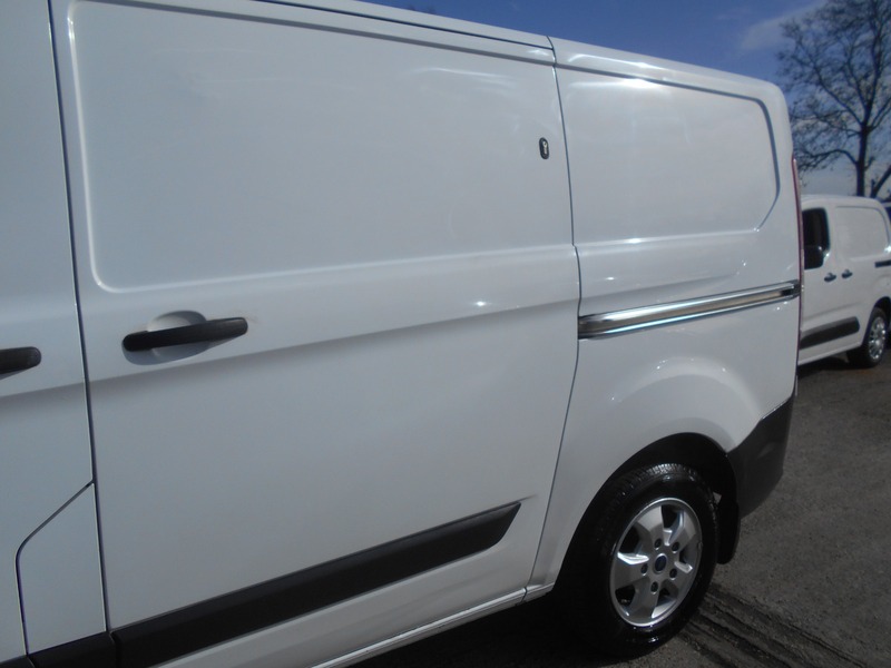 Used Ford Transit Custom 2017 for sale - 77937547: Photo 15