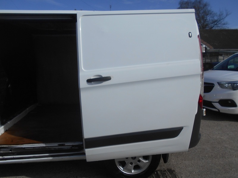 Used Ford Transit Custom 2017 for sale - 77937547: Photo 17