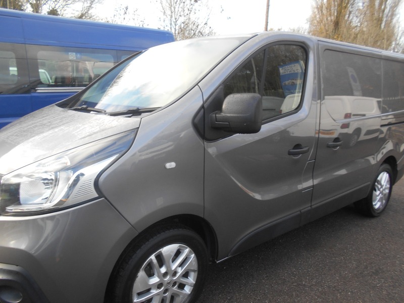 Used Renault Trafic 2018 for sale - 76655603: Photo 12