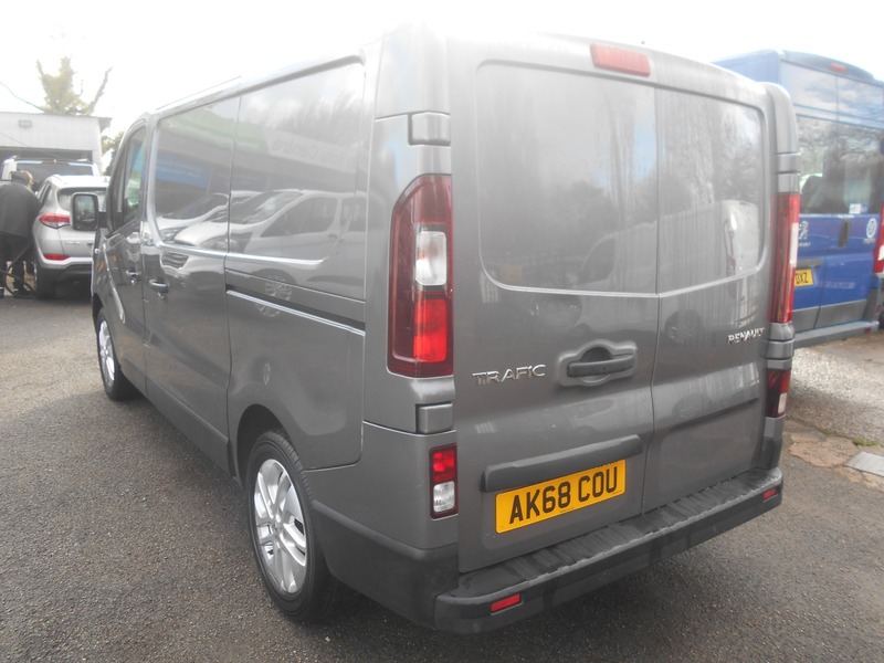 Used Renault Trafic 2018 for sale - 76655603: Photo 17