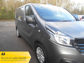 Used Renault Trafic 2018 for sale - 76655603: Photo