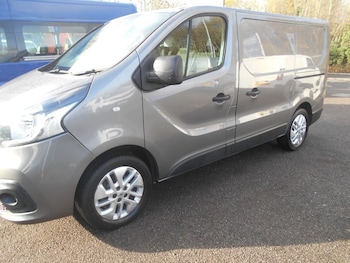 Used Renault Trafic 2018 for sale - 76655603: Photo