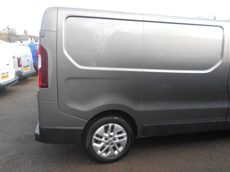 Used Renault Trafic 2018 for sale - 76655603: Photo 9