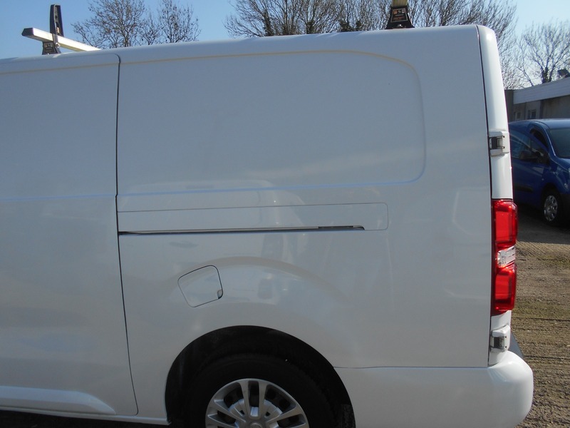 Used Vauxhall Vivaro 2020 for sale - 77749291: Photo 18