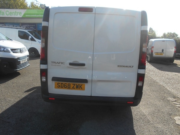 Used Renault Trafic 2018 for sale - 76185868: Photo 4