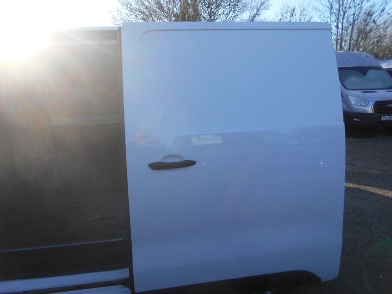 Used Vauxhall Vivaro 2019 for sale - 77089571: Photo 15