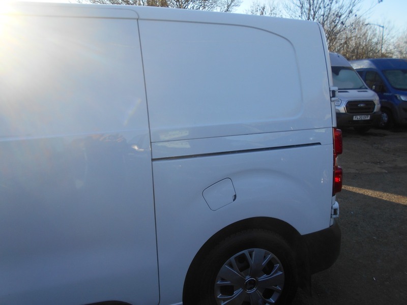 Used Vauxhall Vivaro 2019 for sale - 77089571: Photo 16