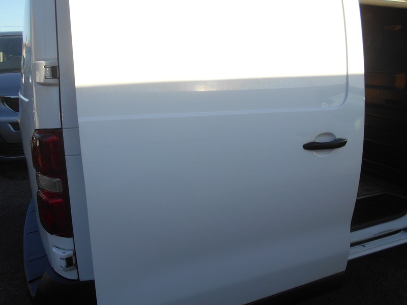 Used Vauxhall Vivaro 2019 for sale - 77089571: Photo 9