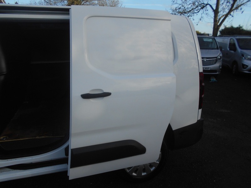 Used Vauxhall Combo 2019 for sale - 77328830: Photo 16