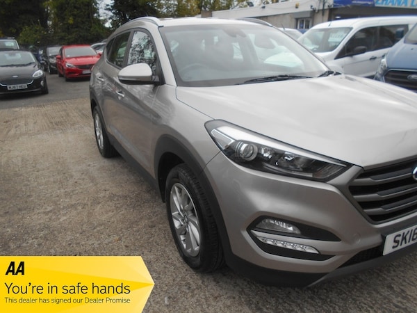 Used Hyundai TUCSON 2016 for sale - 76292228: Photo 2