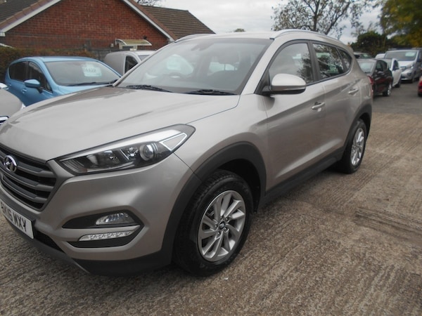 Used Hyundai TUCSON 2016 for sale - 76292228: Photo 3