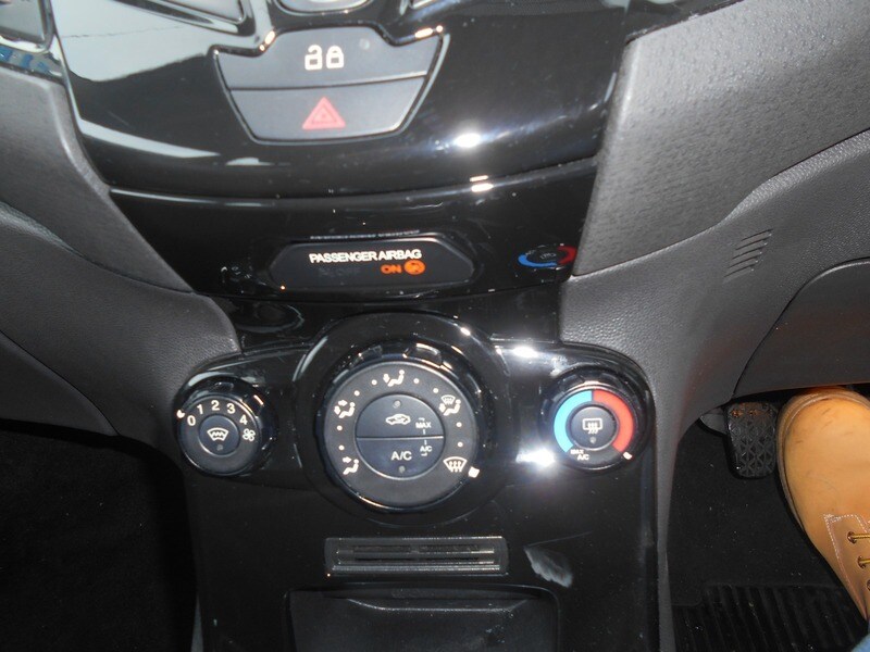 Used Ford Fiesta 2013 for sale - 76029870: Photo 29