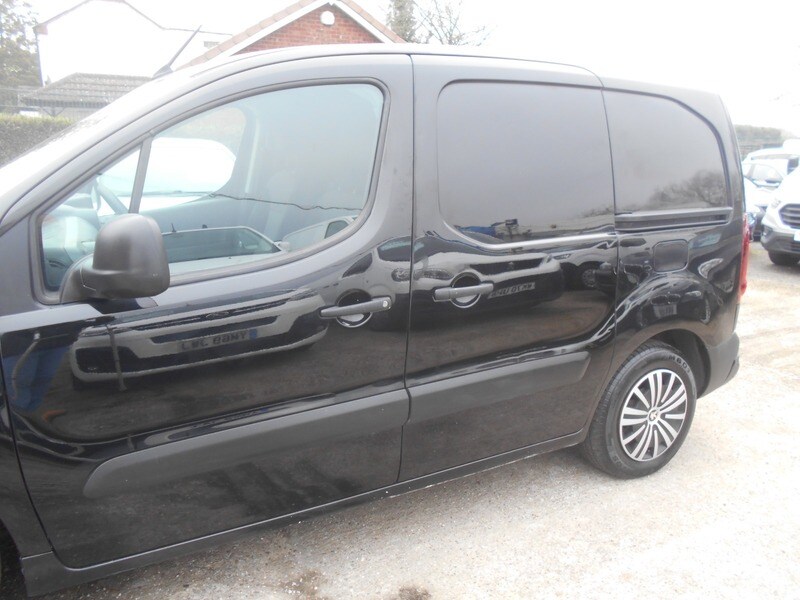 Used Peugeot Partner 2018 for sale - 77805649: Photo 13