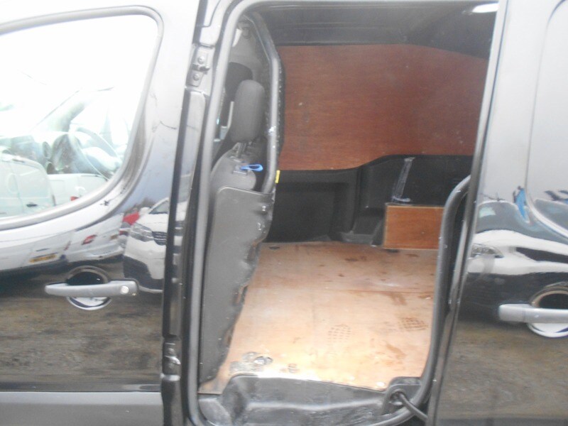 Used Peugeot Partner 2018 for sale - 77805649: Photo 15