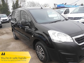 Used Peugeot Partner 2018 for sale - 77805649: Photo