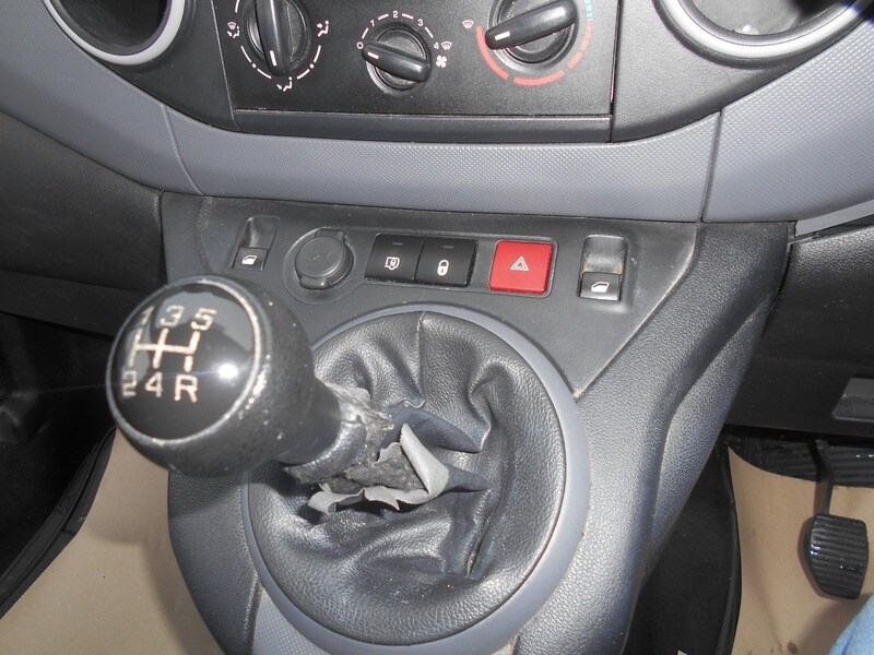 Used Peugeot Partner 2018 for sale - 77805649: Photo 35