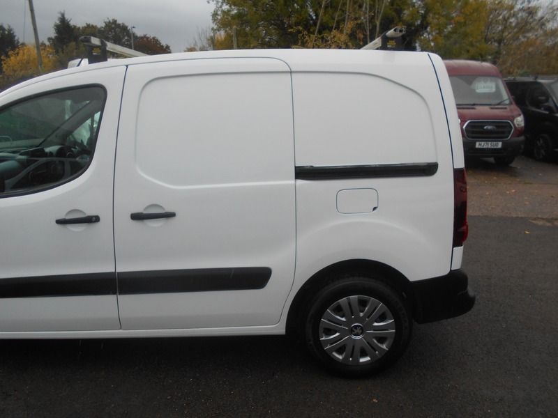 Used Peugeot Partner 2017 for sale - 77766012: Photo 12