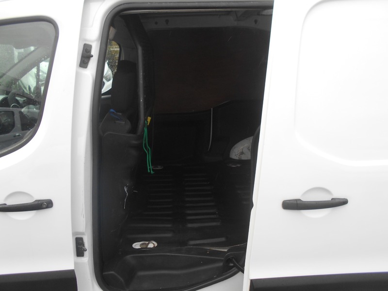 Used Peugeot Partner 2017 for sale - 77766012: Photo 13