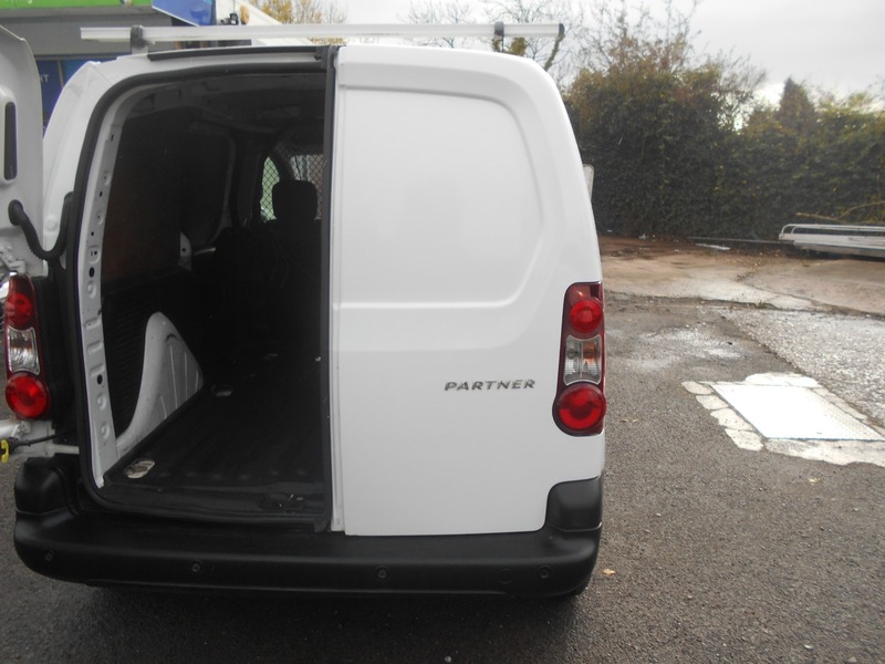 Used Peugeot Partner 2017 for sale - 77766012: Photo 17