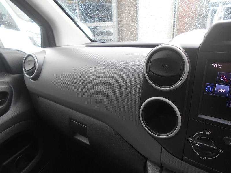 Used Peugeot Partner 2017 for sale - 77766012: Photo 32