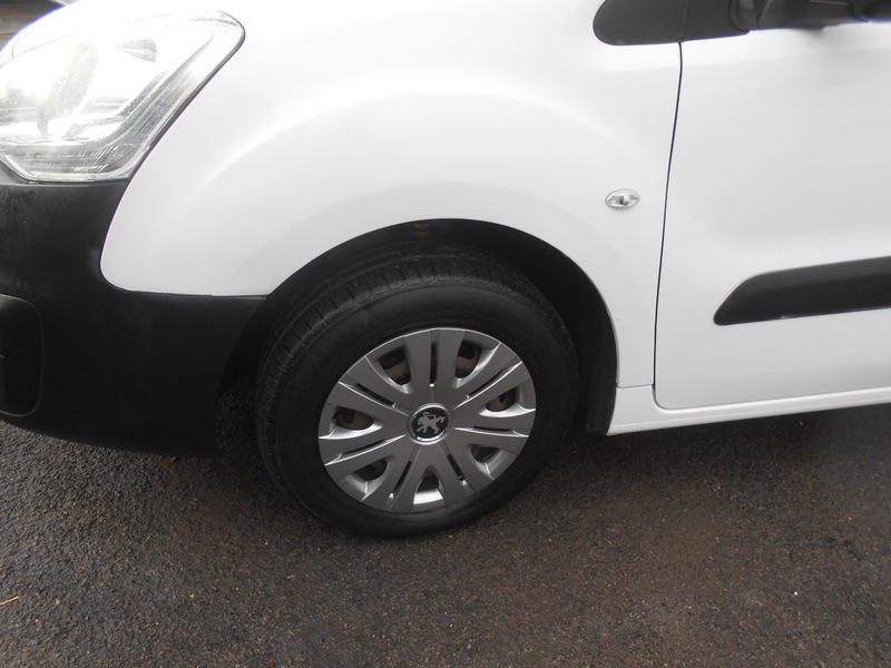 Used Peugeot Partner 2017 for sale - 77766012: Photo 35