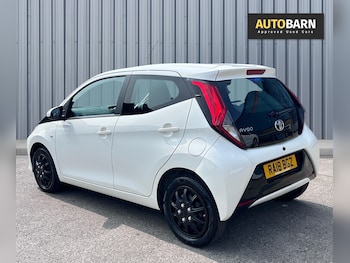Used Toyota AYGO 2018 for sale - 79537273: Photo