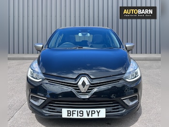 Used Renault Clio 2019 for sale - 79047542: Photo