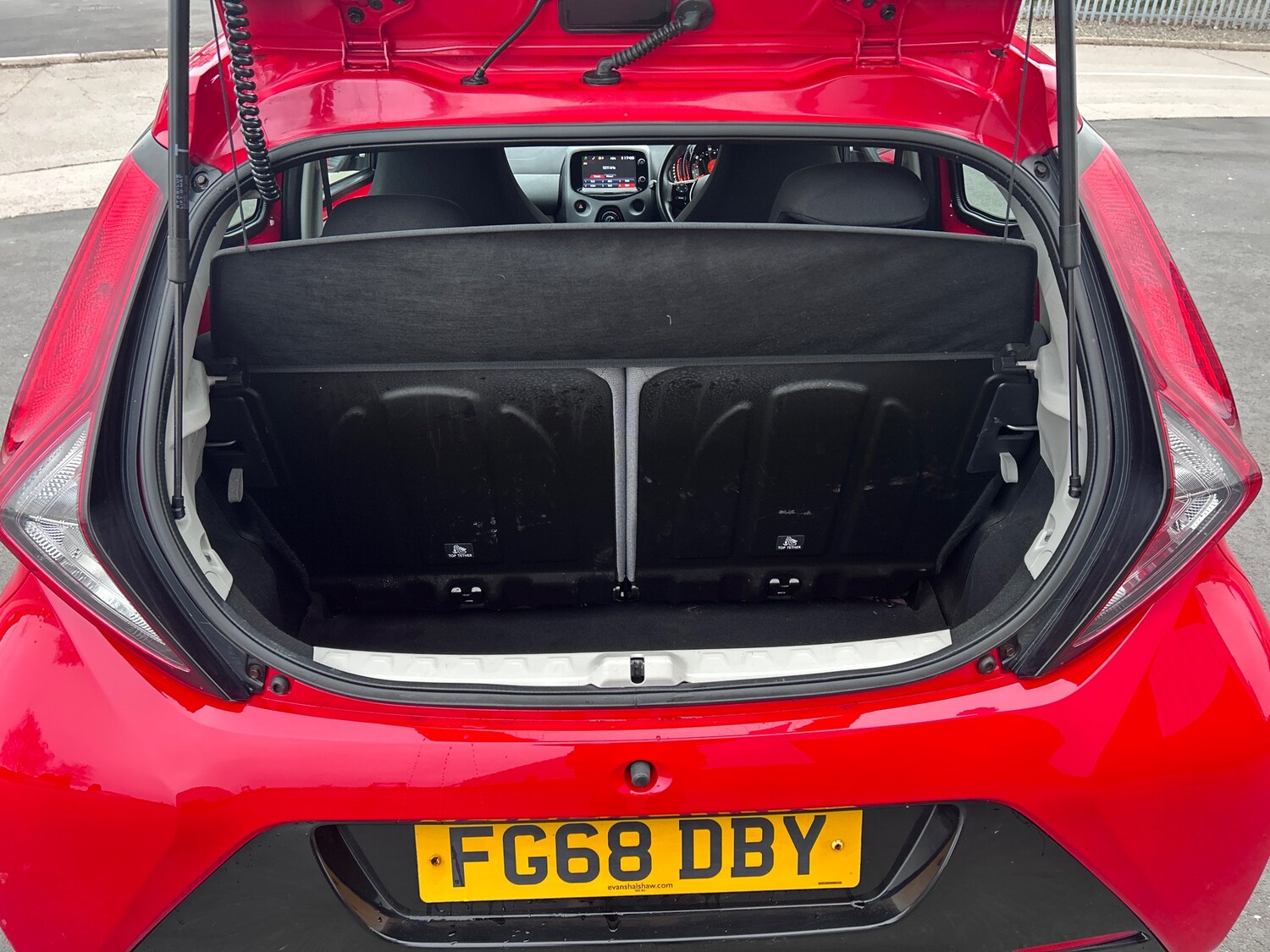 Used Toyota AYGO 2018 for sale - 77641758: Photo 23