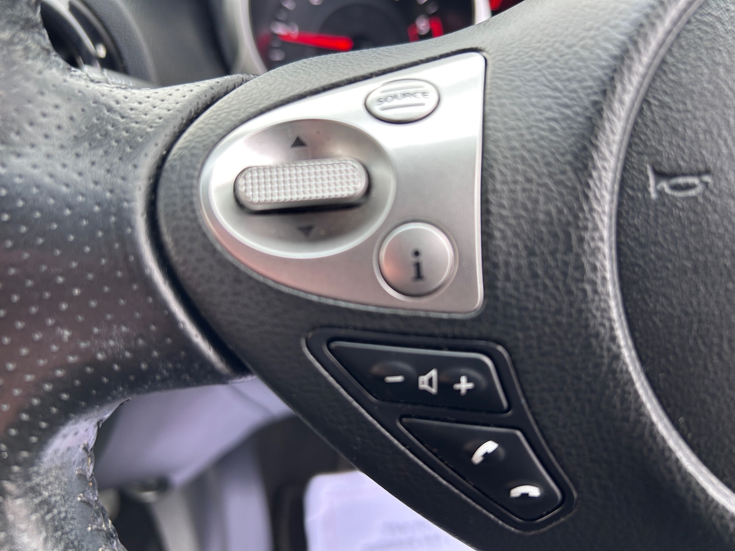 Used Nissan Juke 2016 for sale - 77493781: Photo 17