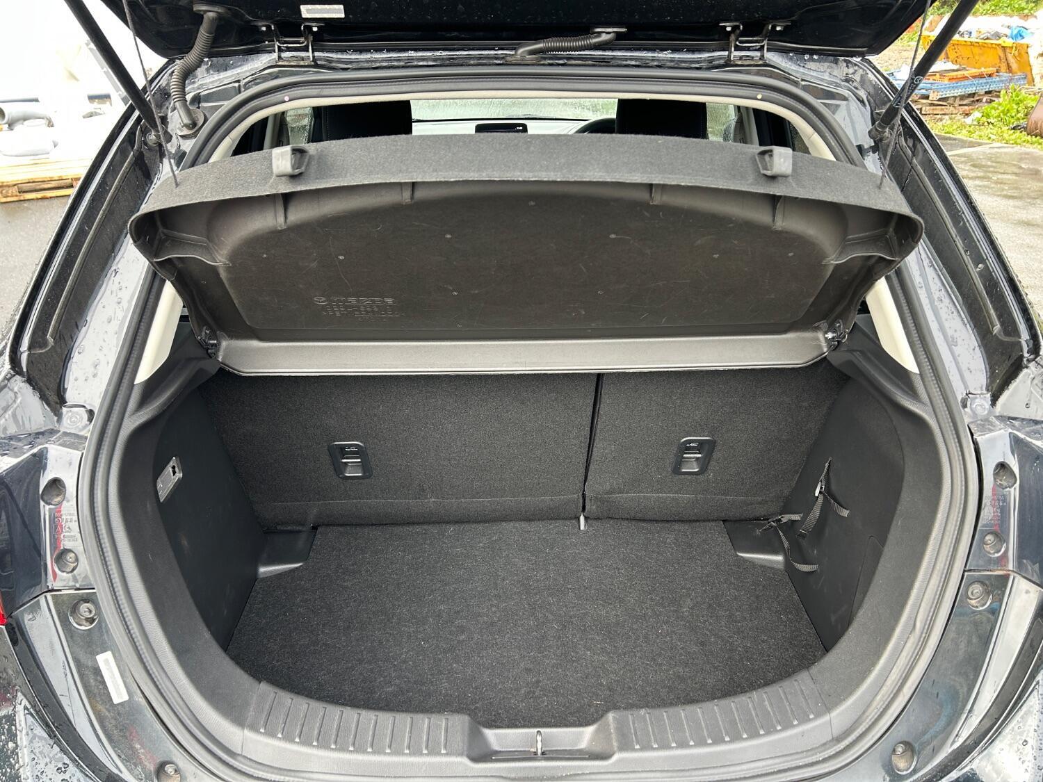 Used Mazda Mazda2 2018 for sale - 76391945: Photo 16