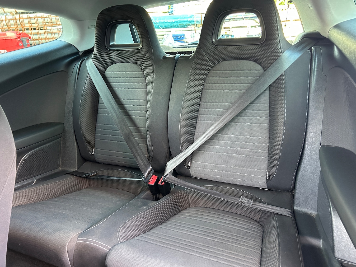 Used Volkswagen Scirocco 2011 for sale - 76386753: Photo 18