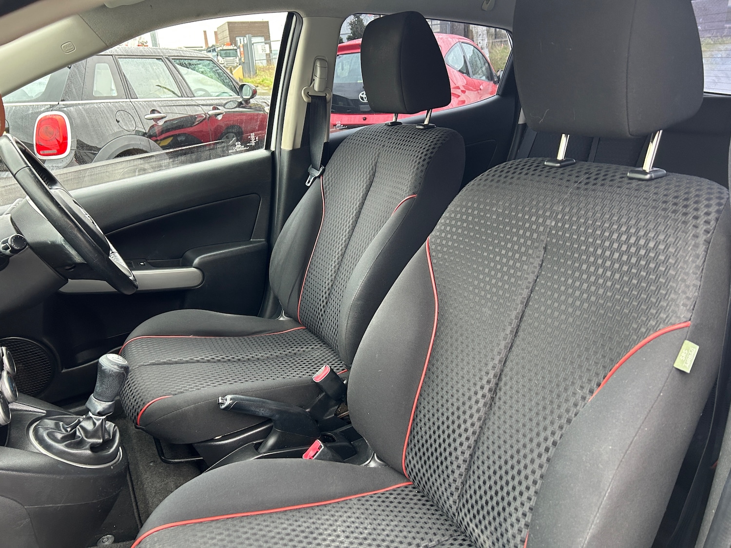 Used Mazda Mazda2 2011 for sale - 77403933: Photo 16