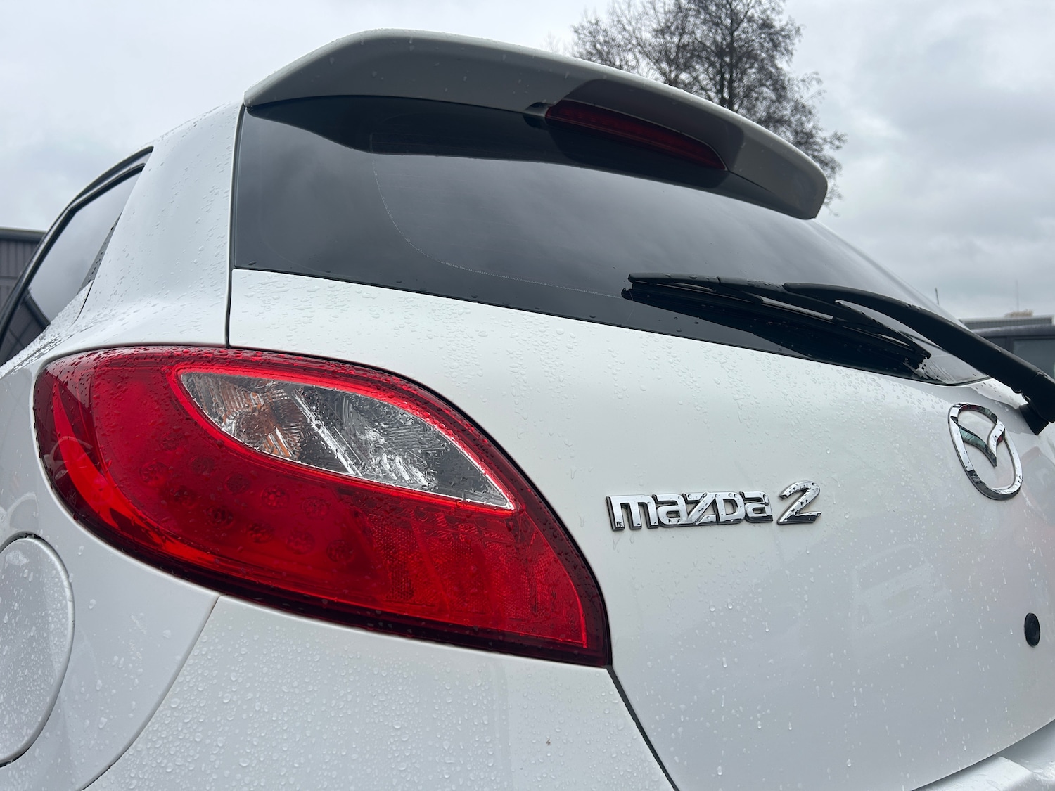 Used Mazda Mazda2 2011 for sale - 77403933: Photo 3