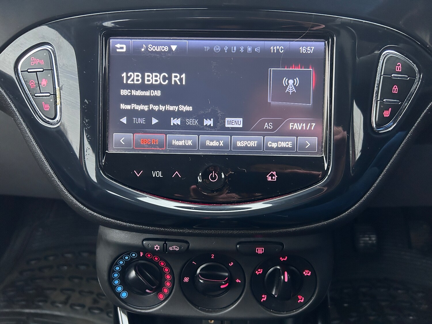 Used Vauxhall Corsa 2015 for sale - 77804980: Photo 16