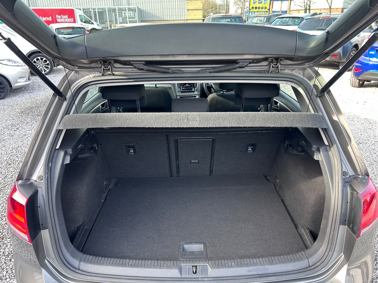 Used Volkswagen Golf 2014 for sale - 77555387: Photo 12