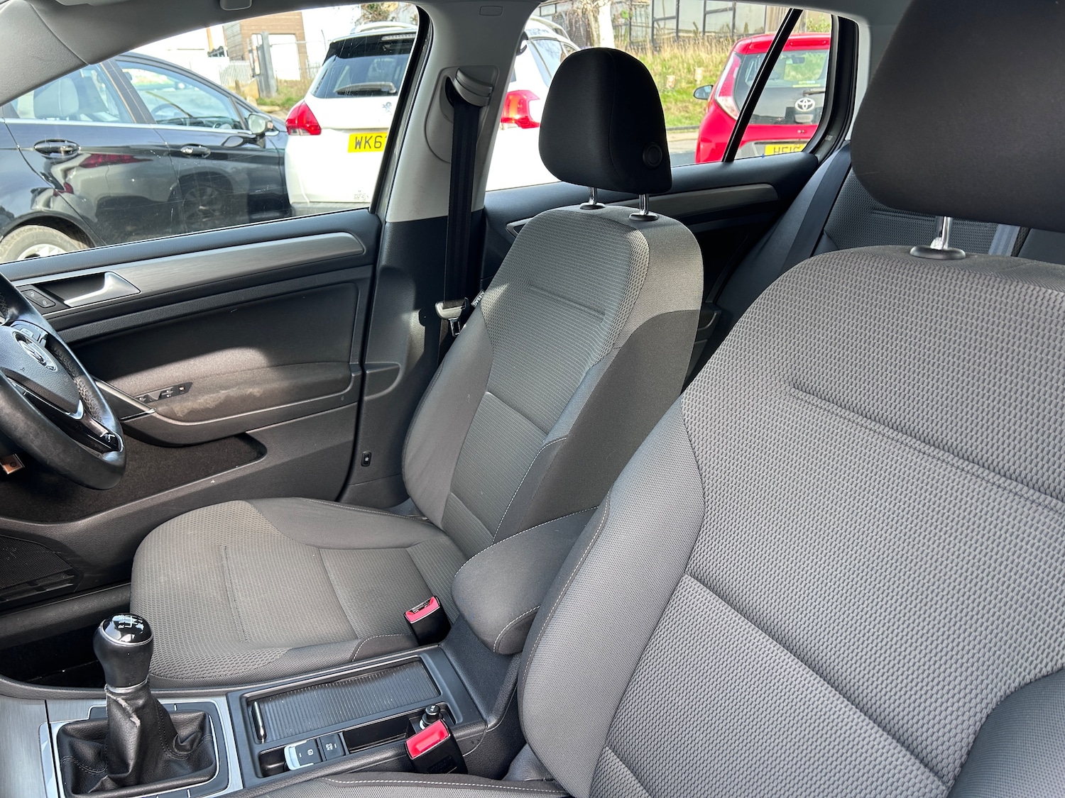 Used Volkswagen Golf 2014 for sale - 77555387: Photo 7