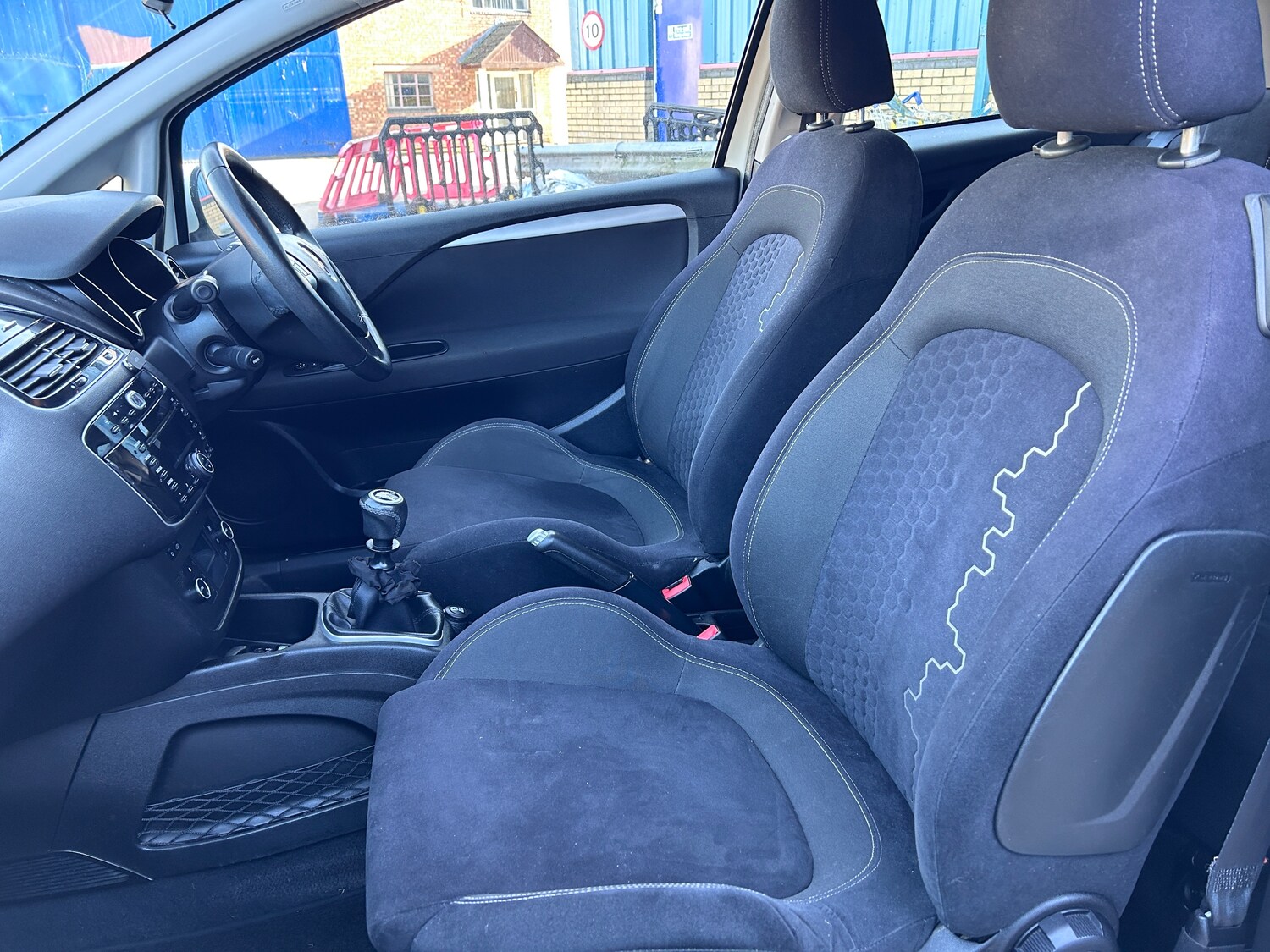 Used Fiat Punto 2013 for sale - 77654123: Photo 19